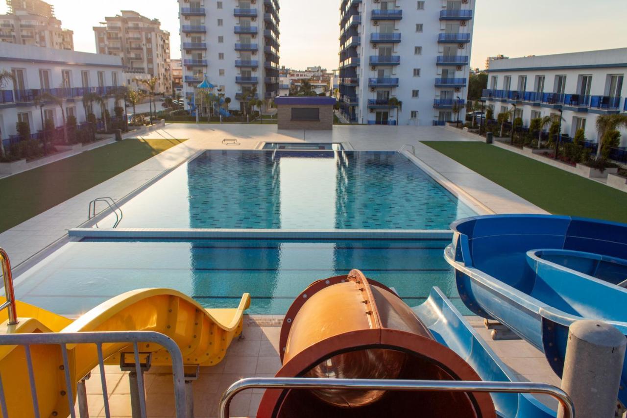 Long Beach Rental Apartments Trikomo Dış mekan fotoğraf