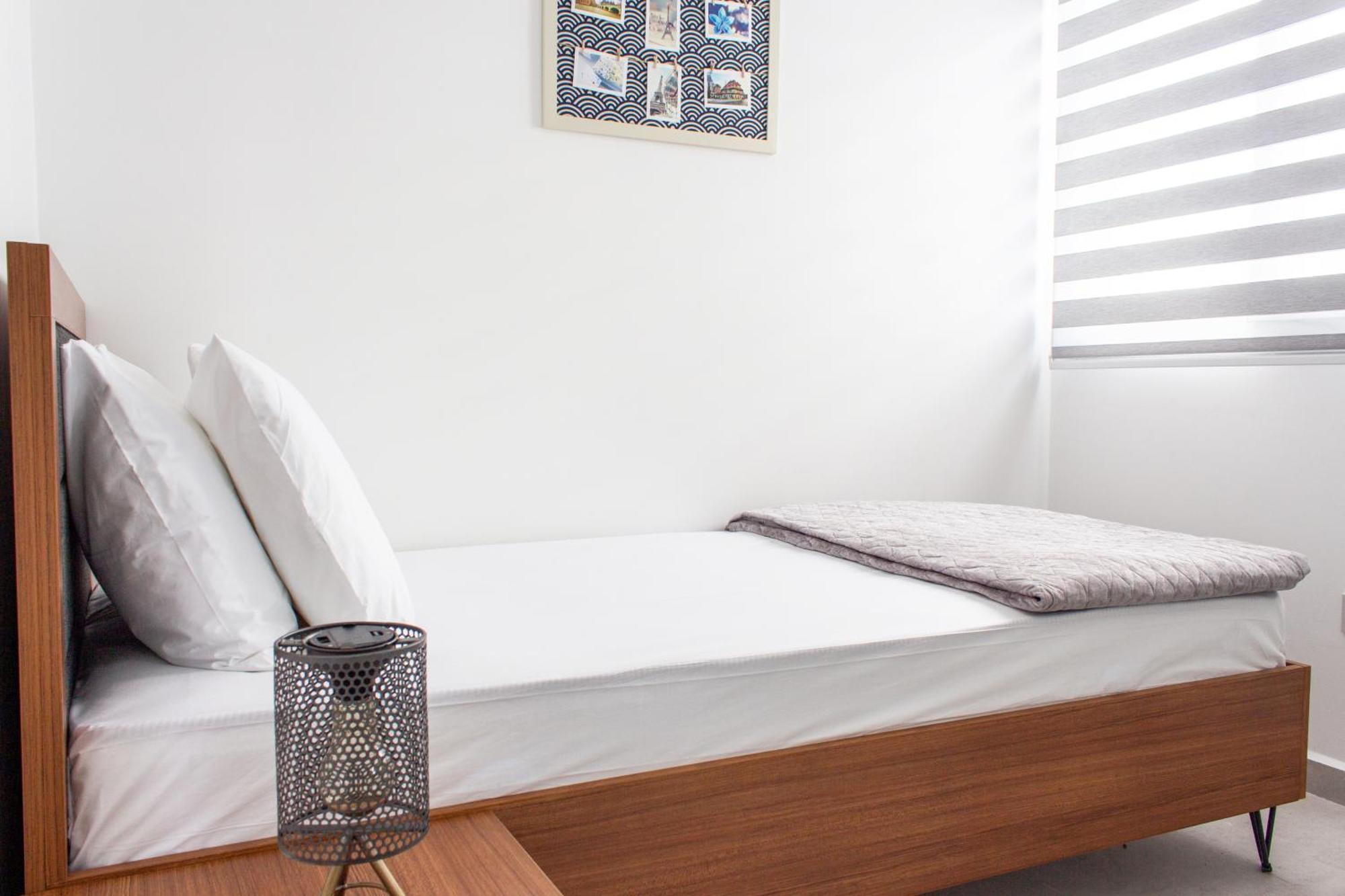 Long Beach Rental Apartments Trikomo Dış mekan fotoğraf