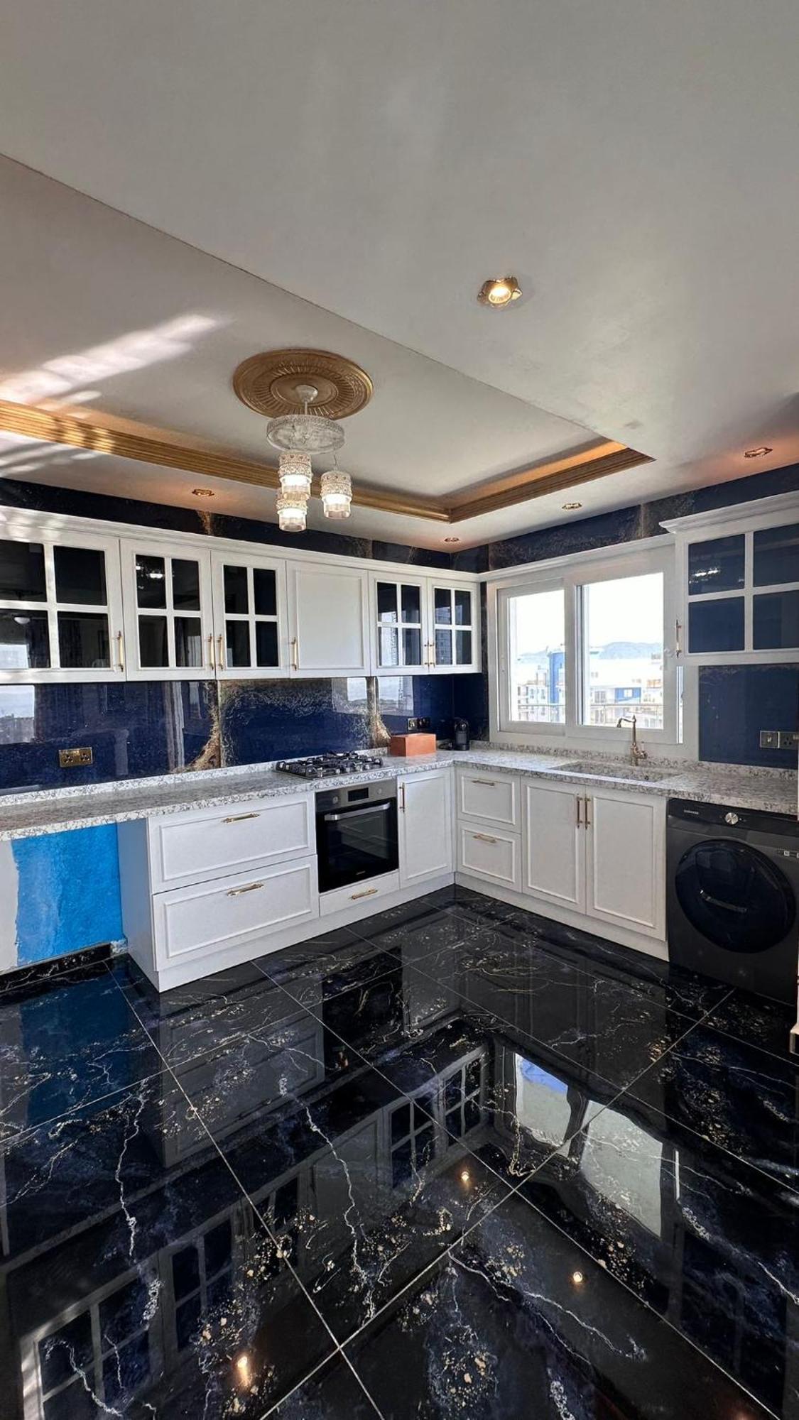 Long Beach Rental Apartments Trikomo Dış mekan fotoğraf