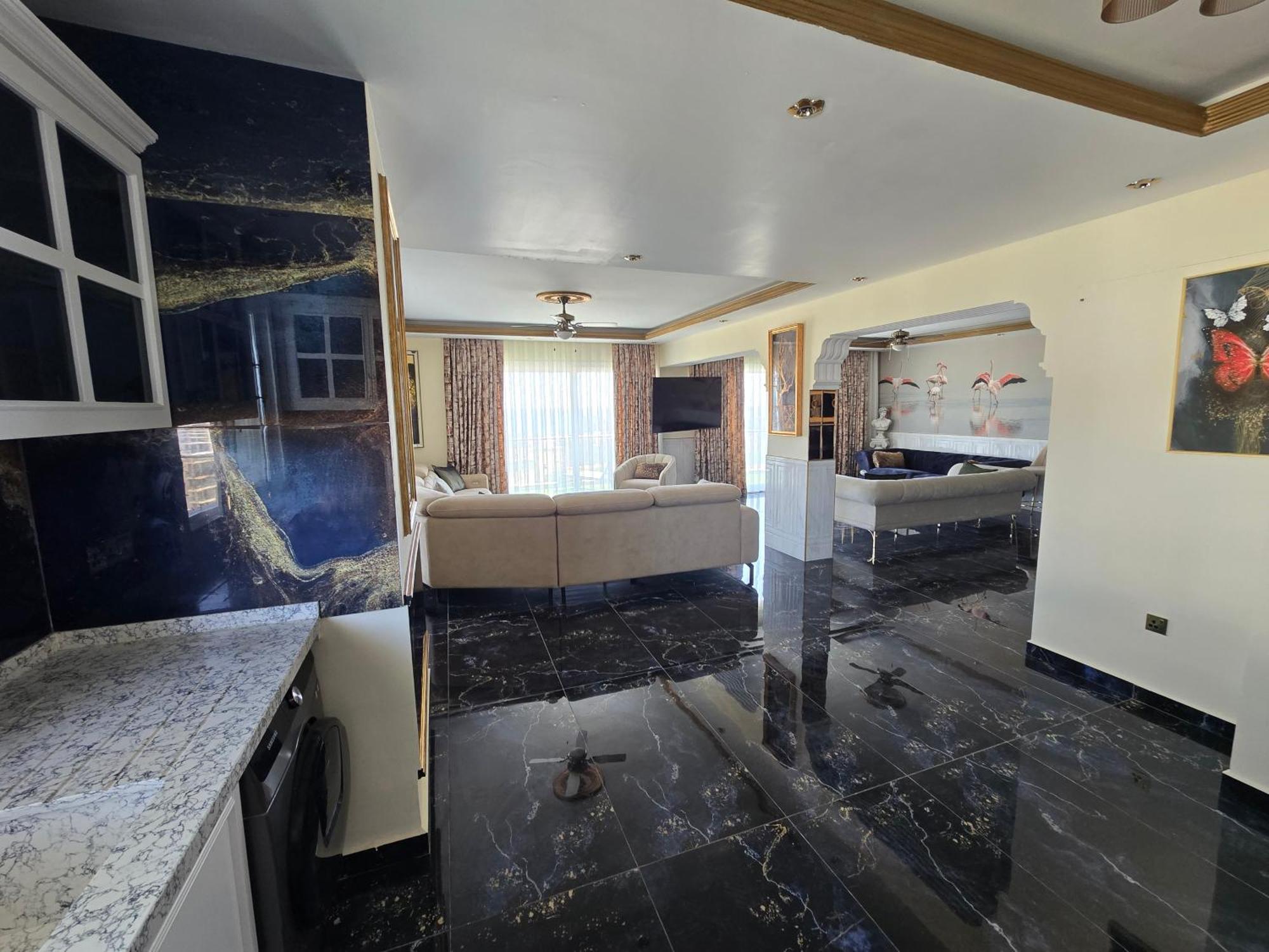 Long Beach Rental Apartments Trikomo Oda fotoğraf